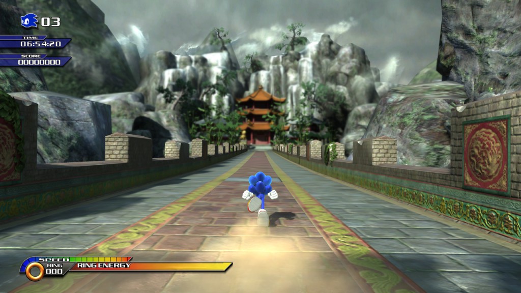 Sonic on great wall outside temple